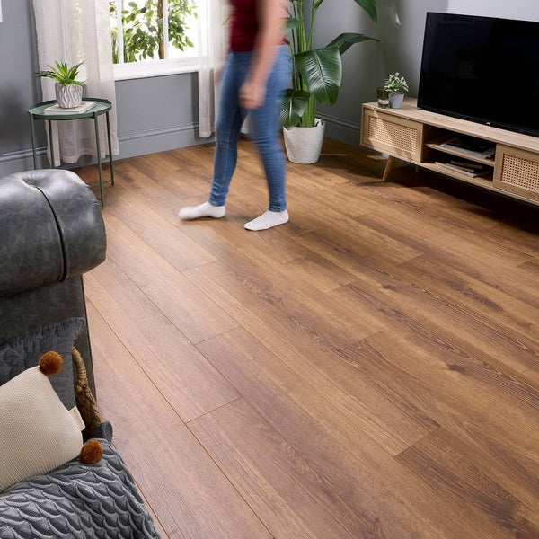 Embrace Pro Laminate Flooring 14mm Smoked Oak AC5 Built-in Underlay