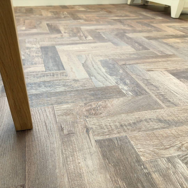 Chic Parquet Mini LVT Flooring Dry Back Country Oak 852