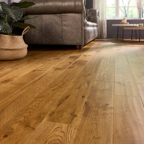 Watton 18mm x 120mm Solid Oak Flooring Golden Handscraped Matt Lacquer