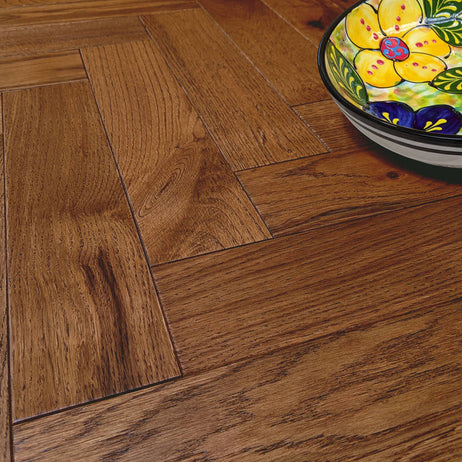 Herringbone Parquet Engineered Wood Flooring lacquered Dalgona Oak 10mm