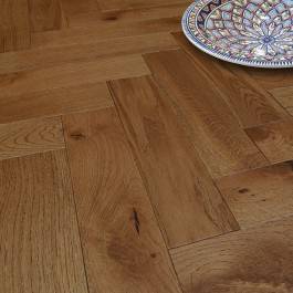 Herringbone Parquet Engineered Wood Flooring 10mm lacquered Autumn Oak