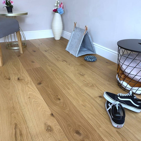 Manor Wenlock Engineered Wood Flooring 18mm x 180mm Natural Oak Brushed Uv Oiled