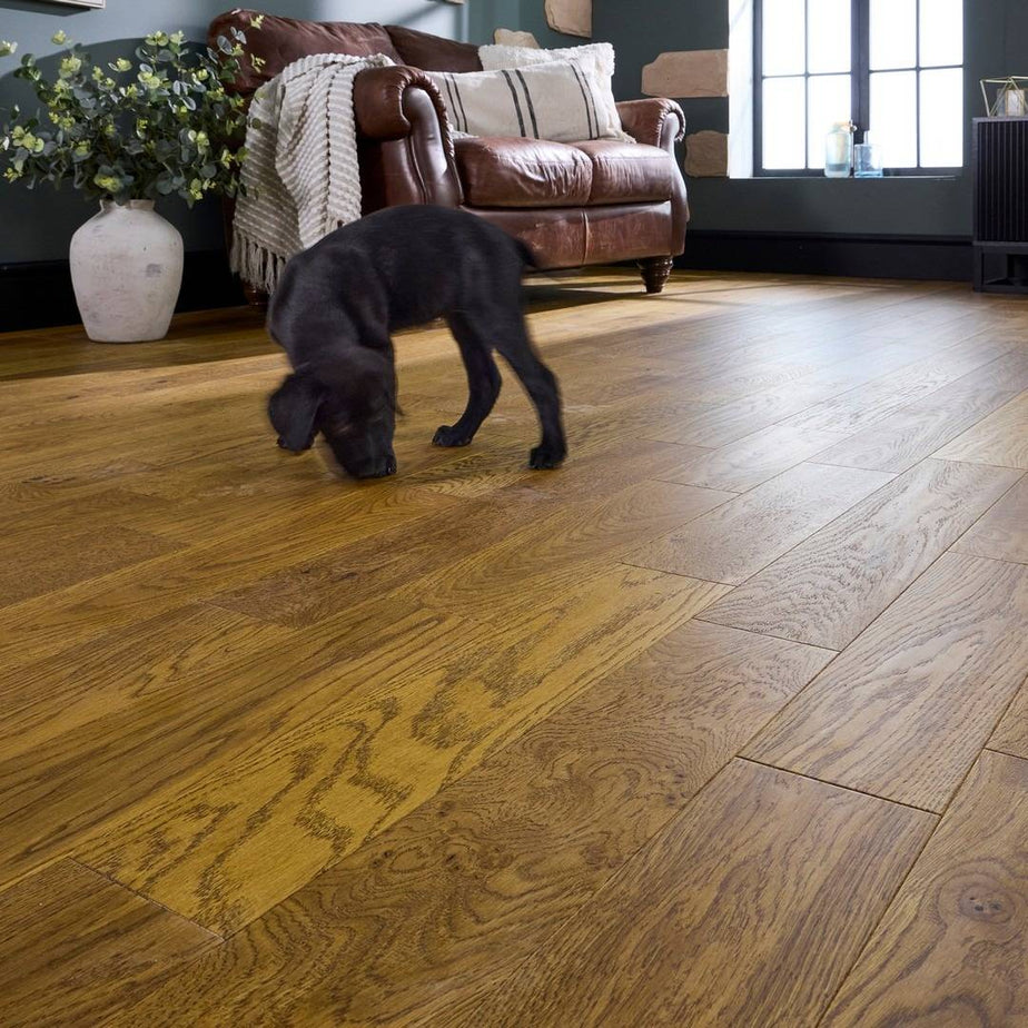Manor Naworth Engineered Wood Flooring 18mm x 125mm Golden Handscraped Lacquer