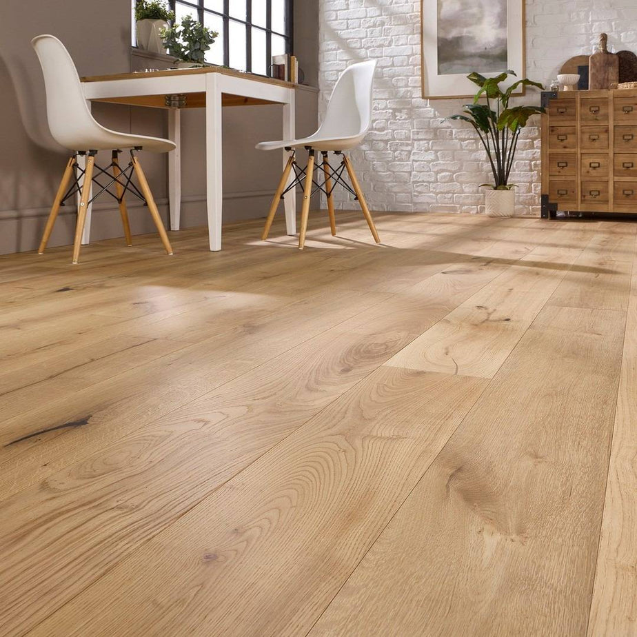 Manor Elton Engineered Wood Flooring 18mm x 190mm Natural Oak Brushed Oiled