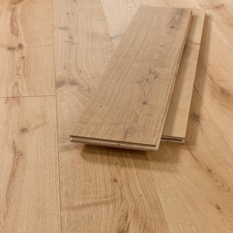 Manor Gunby Engineered Wood Flooring 18mm x 190mm Natural Oak Brushed Matt Lacquered