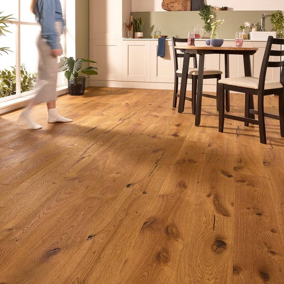 Loire Rich Oak Distressed Wax Oil 15mm Engineered