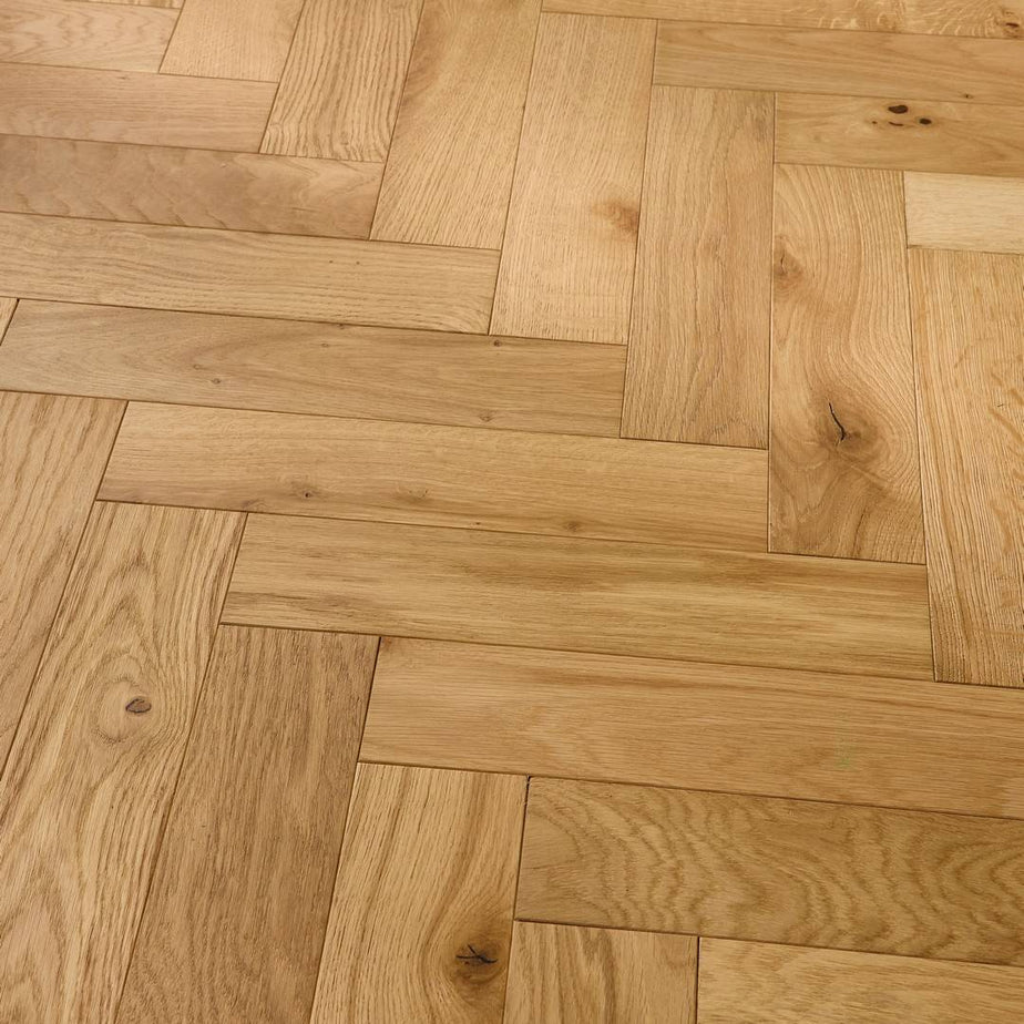 Herringbone Parquet Engineered Wood Flooring 18mm Natural Brushed Oiled