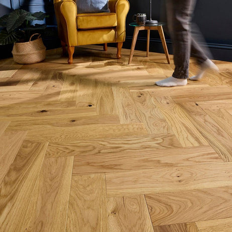 Herringbone Parquet Engineered Wood Flooring 14mm Essential Oak Brushed Lacquer