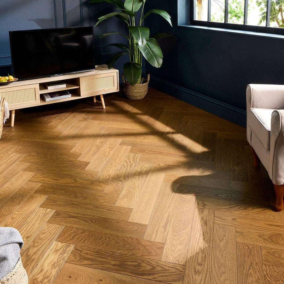 Herringbone Parquet Engineered Wood Flooring 14mm Ambergrain Oak Brushed Lacquer