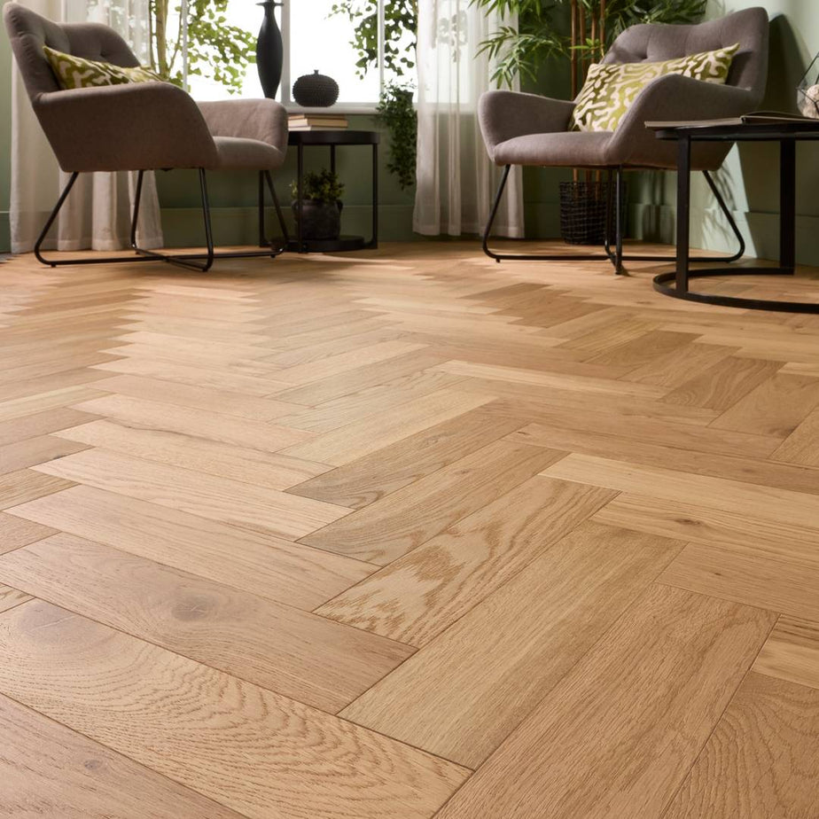 Herringbone Parquet Engineered Wood Flooring 12mm Natural Oak Brushed UV Oiled