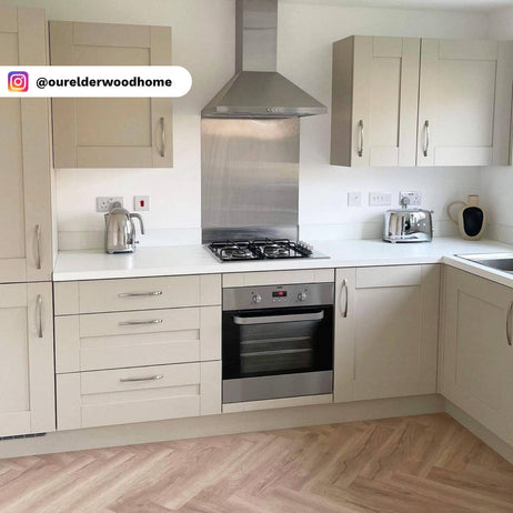 Prestige Herringbone Laminate flooring Faded Oak 8mm 3678
