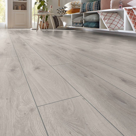 Embrace Pro Laminate Flooring 3239 Presti Oak White AC5