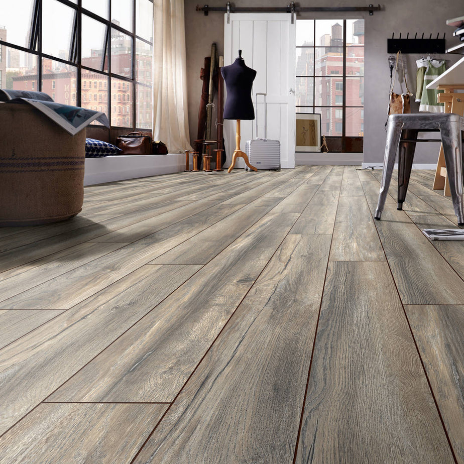 Embrace Pro Laminate Flooring 10mm Nimbus Grey Oak 3572