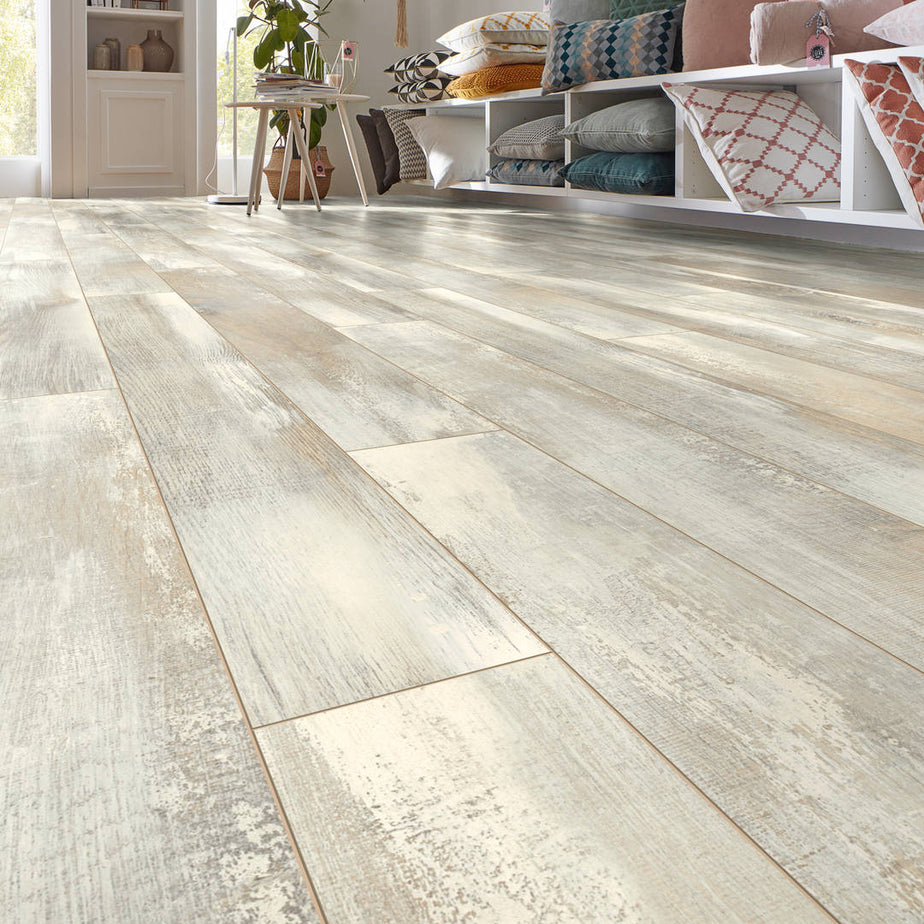 Embrace Pro Laminate Flooring 10mm Frayed Oak 4754