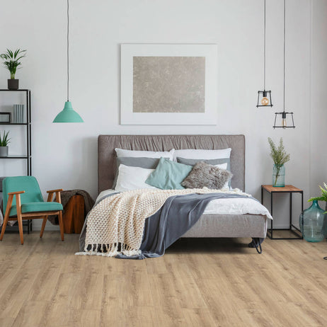 Prestige Laminate Flooring 8mm Champagne Oak 821