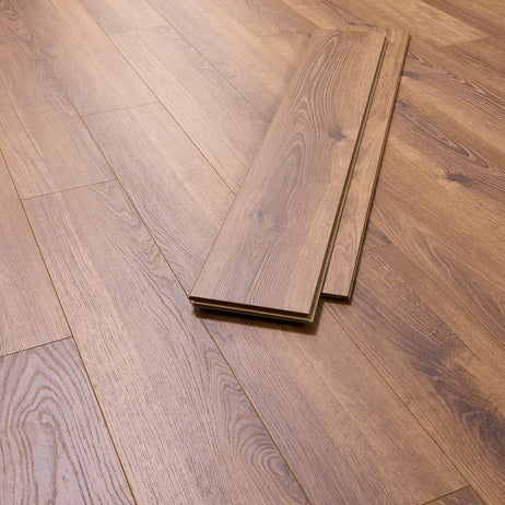 Embrace Pro Laminate Flooring 14mm Smoked Oak AC5 Built-in Underlay