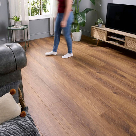 Embrace Pro Laminate Flooring 14mm Smoked Oak AC5 Built-in Underlay
