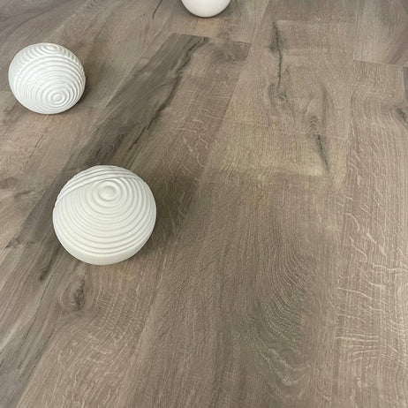 Hyper Loc Glazed Oak H050 Click Vinyl