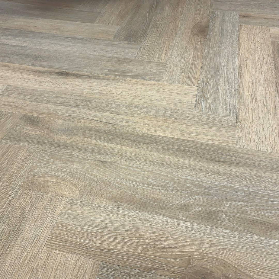 Chic Parquet LVT Flooring Dry Back Oak Limed 8005