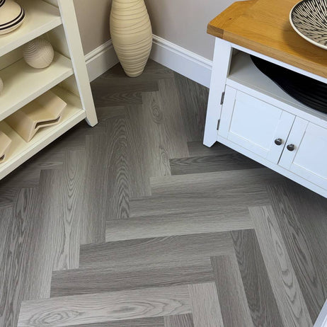 Chic Parquet LVT Flooring Dry Back Oak Grey 8007