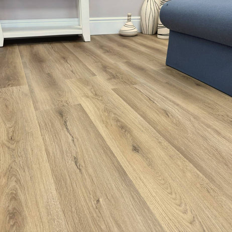 Engrave Oak Nature Luxury Vinyl Flooring Plank 7002