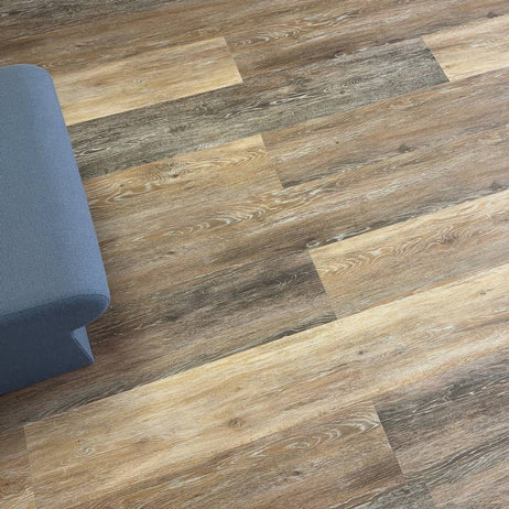 Engrave Oak Diverse Luxury Vinyl Flooring Plank 7004