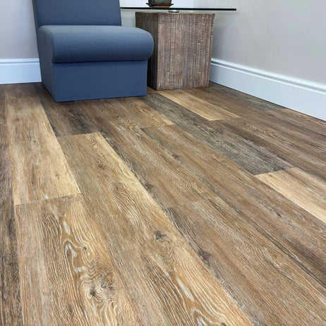 Engrave Oak Diverse Luxury Vinyl Flooring Plank 7004