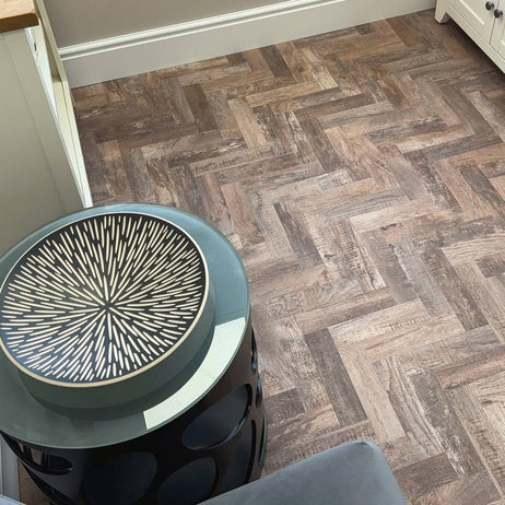 Chic Parquet Mini LVT Flooring Dry Back Country Oak 852
