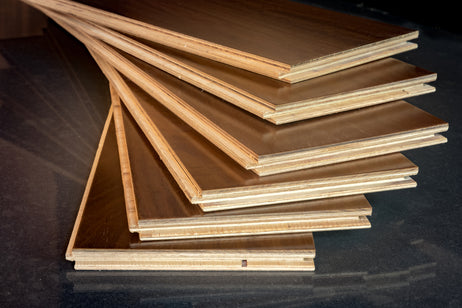 Engineered solid wooden floor